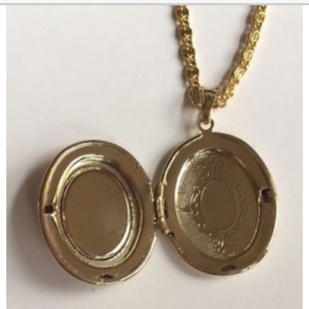 Gold Cameo Necklace Locket Plus Size 24" X-Long - Picture 7 of 8